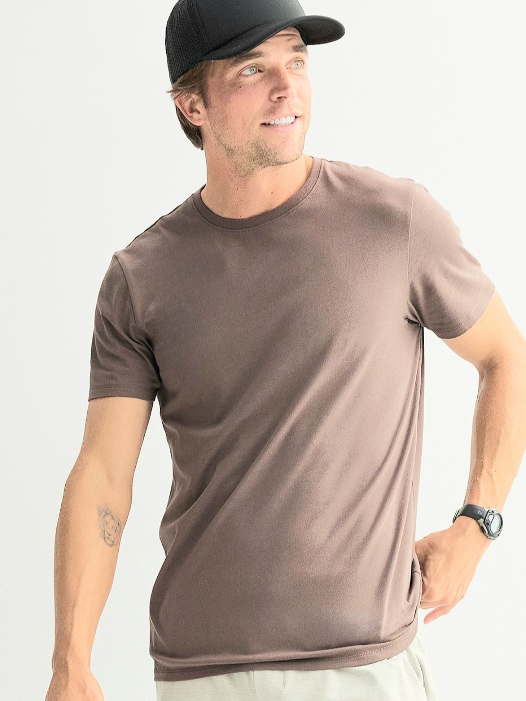 Classic Men's Crew Neck T-Shirt - Brown